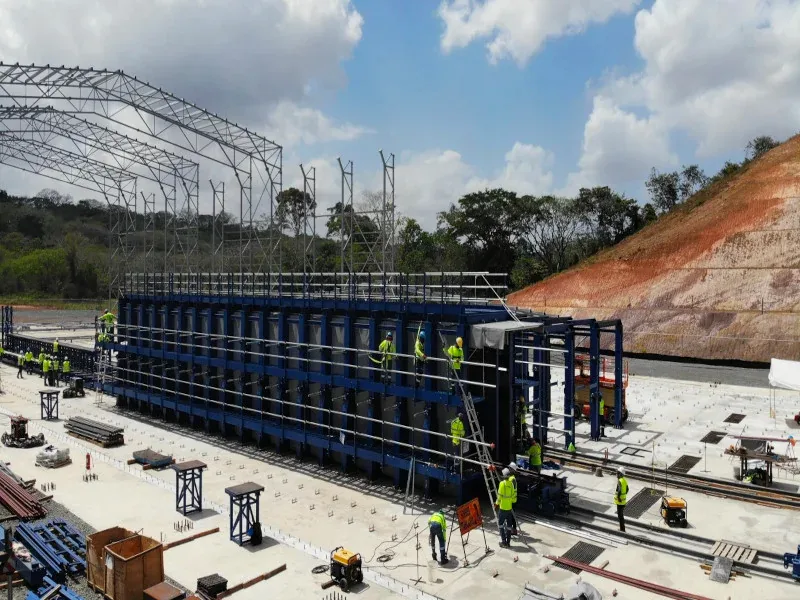 Work rapidly continued in 2023 on the third line of the Panama subway system. This line will transit beneath the Panama Canal and ease traffic congestion on the Bridge of the Americas.