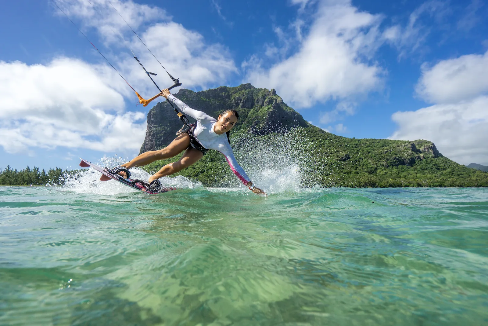 There are all types of sports activities available in Panama including kite surfing. Ecotourism is also wildly popular for visitors. Residents will always have fun activity options for visiting family and friends.