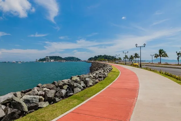 The beautiful Amador Causeway where families and tourist enjoy taking the mile long walk over four islands, which were created with deposits extracted while building the Panama Canal. Today, there are biking and pedestrian paths, waterside restaurants, parks and the Frank Gehry designed Bio Museo.